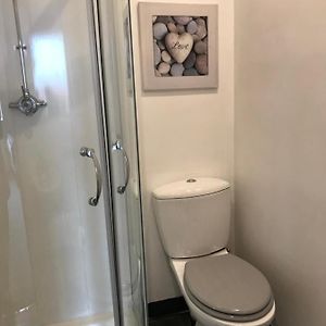 Quintuple Room